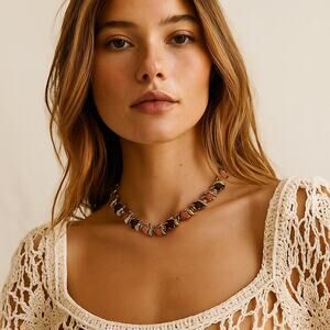 Vintage 1960s Gold Tone Brown Mauve Leave Thermoset Necklace